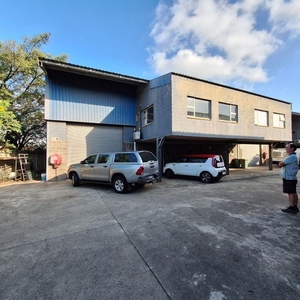 Industrial property to rent in Briardene