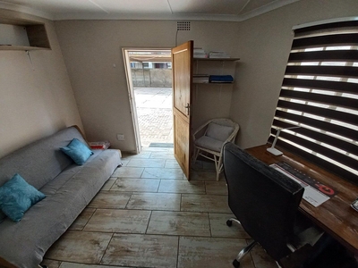 1 Bedroom Apartment / flat to rent in Die Bult - Alfa&omega, 37 Dwars Street
