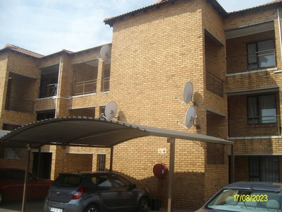 2 Bedroom Townhouse for sale in Cruywagenpark | ALLSAproperty.co.za