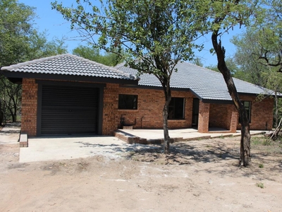 3 Bedroom House for sale in Marloth Park