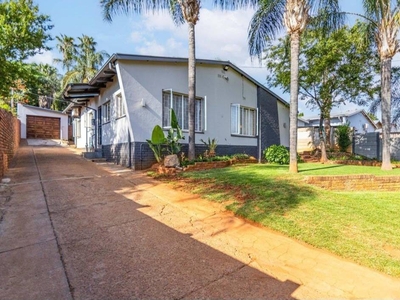 3 Bedroom House for sale in Mountain View | ALLSAproperty.co.za