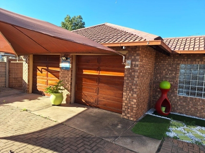 3 Bedroom House to rent in Seshego E