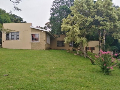 4 Bedroom House to rent in Umtentweni