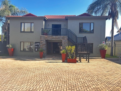 Commercial property to rent in Middelburg Central - 149 Cowen Ntuli St