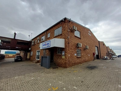 Ergon Street: Newly Revamped / Warehouse To Let In Lyttelton Manor, Centurion!