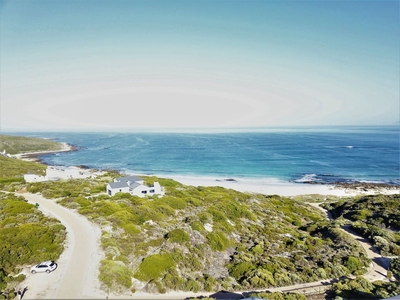 1,673m² Vacant Land For Sale in Romansbaai Estate