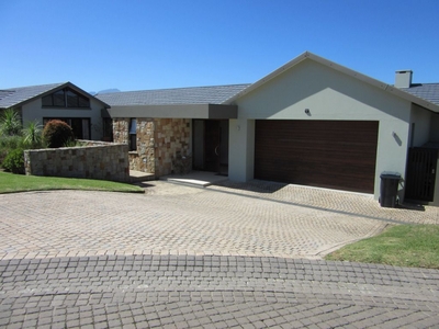 5 Bedroom Freehold For Sale in Oubaai