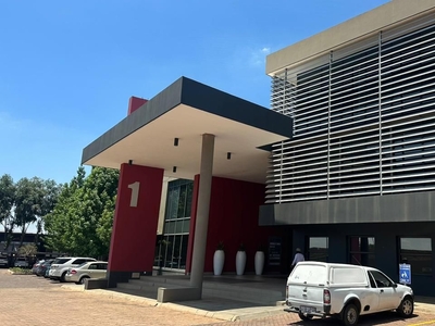 90m² Office To Let in Highveld