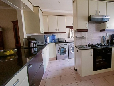 3 Bedroom Townhouse For Sale in Ramsgate