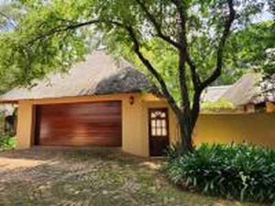 4 Bedroom House for Sale For Sale in Hartbeespoort - MR61556