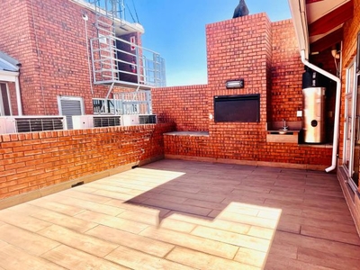 2 Bedroom penthouse to rent in Witbank Ext 12
