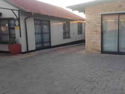 1 Bedroom cottage to rent in Kagiso, Krugersdorp