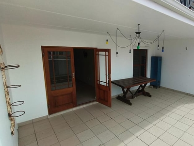 2 Bedroom apartment rented in Mossel Bay Central