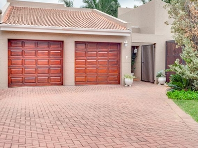 3 Bedroom House To Let in Fourways