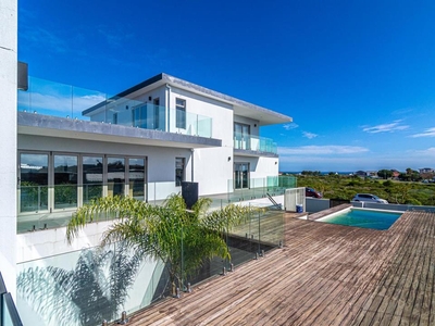 7 Bedroom House for Sale in Gansbaai Central