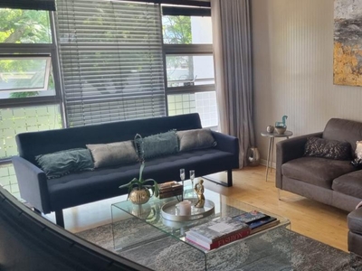 Fully furnished Upmarket , stunning 2 x bedroom apartment for rental
