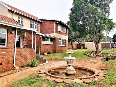 4 bedroom double-storey house to rent in Durban North