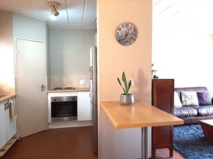 1 Bedroom Cluster Rented in Rietvalleirand
