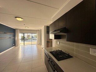 3 Bedroom Apartment / flat to rent in De Velde
