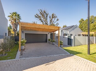 3 Bedroom House To Let in Durbanville Central
