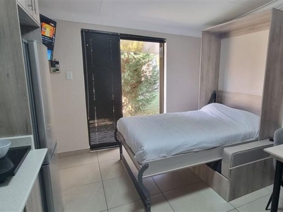 1 Bedroom bachelor apartment to rent in Queenswood, Pretoria