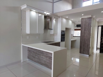 5 Bedroom Apartment To Let in Umhlanga Central