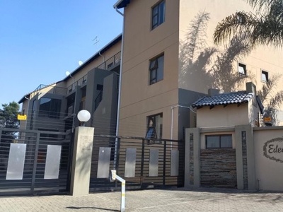 2 Bedroom townhouse - sectional for sale in Eastleigh Ridge, Edenvale