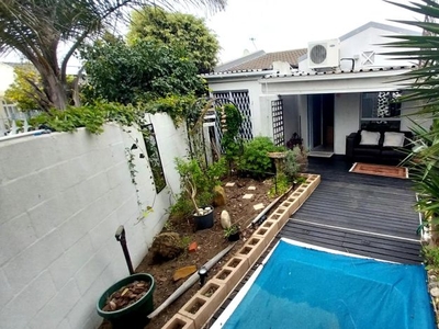 3 Bedroom house for sale in Table View, Blouberg