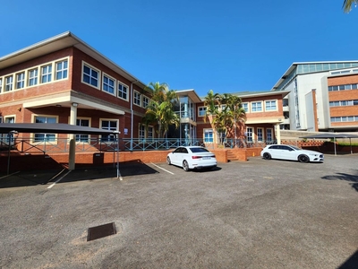 630m² Business To Let in Mount Edgecombe