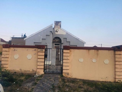 House For Rent In Mbuqu, Mthatha