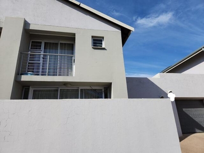 Townhouse For Sale In Die Heuwel Ext 1, Witbank