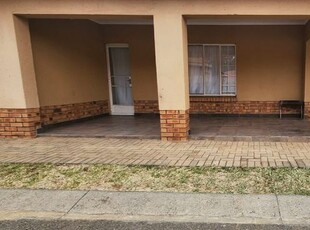 3 Bedroom Townhouse for Sale in Waterval East