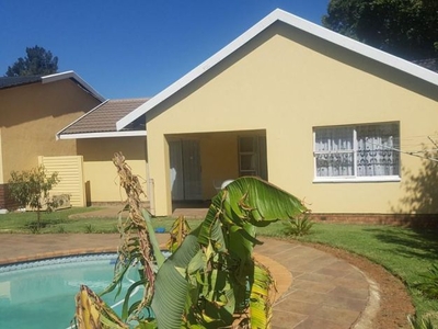 3 Bedroom cottage to rent in Brackendowns, Alberton