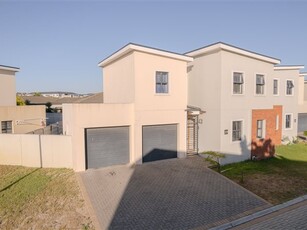 3 Bed Duplex in Sonkring