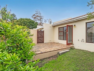 2 Bedroom townhouse - sectional to rent in Amanda Glen, Durbanville