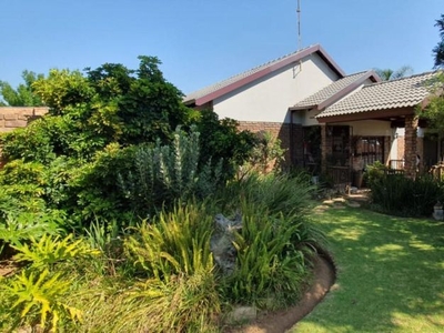 3 Bedroom house for sale in Reyno Ridge, Witbank