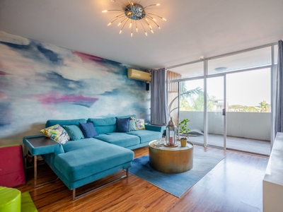 Apartment / Flat For Sale in Essenwood, Durban