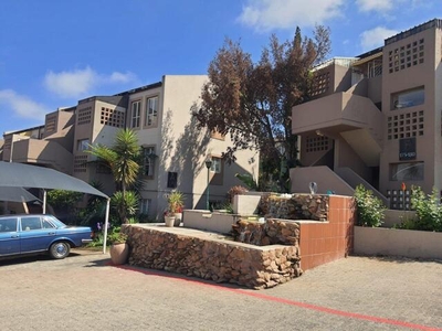 Apartment For Sale In Suideroord, Johannesburg