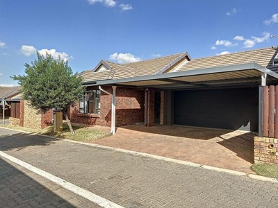 House For Rent In Bronberg Close, Pretoria
