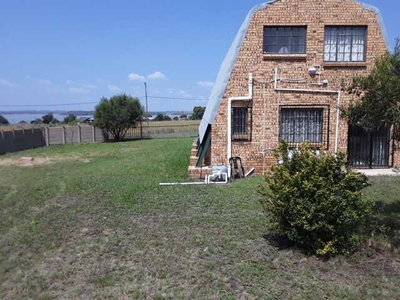 House For Rent In Oranjeville, Free State