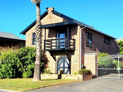 House For Sale In Bay Park, Gordons Bay