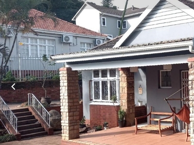 House For Sale in Bulwer, Durban