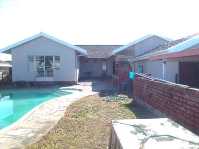 House For Sale in Carrington Heights, Durban