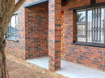 House For Sale In Dobsonville Ext 2, Soweto