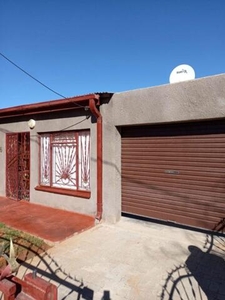 House For Sale In Douglas, Northern Cape