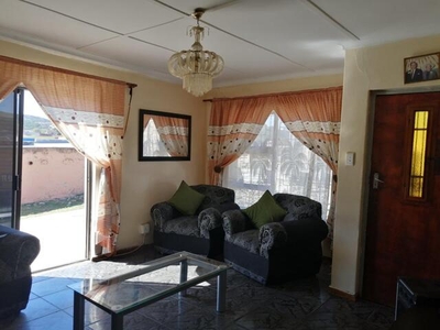 House For Sale In Mountain View, Uitenhage