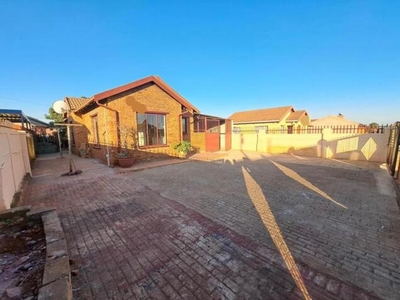 House For Sale In Soshanguve Xx, Soshanguve