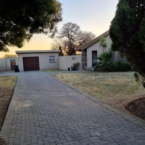 House For Sale In Vanderbijlpark Se 6, Vanderbijlpark