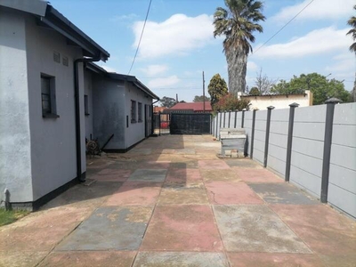 House For Sale In Westergloor, Randfontein