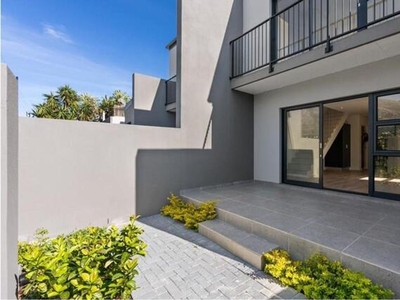 Townhouse For Sale In Beach Estate, Hout Bay
